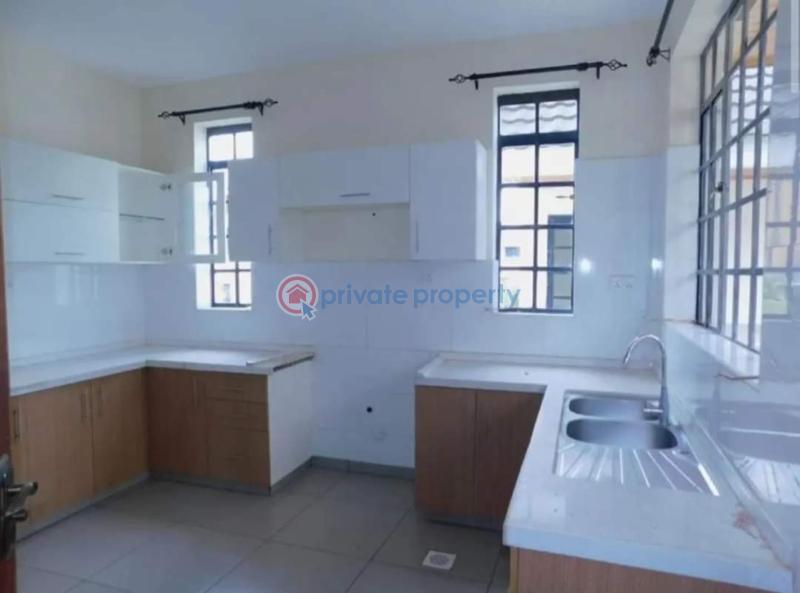 4 bedroom House For Sale Kiambu Road Nairobi Central  - 4