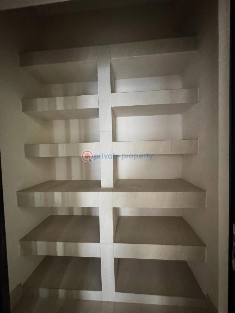 5 bedroom Townhouse For Sale westlands Nairobi - 8
