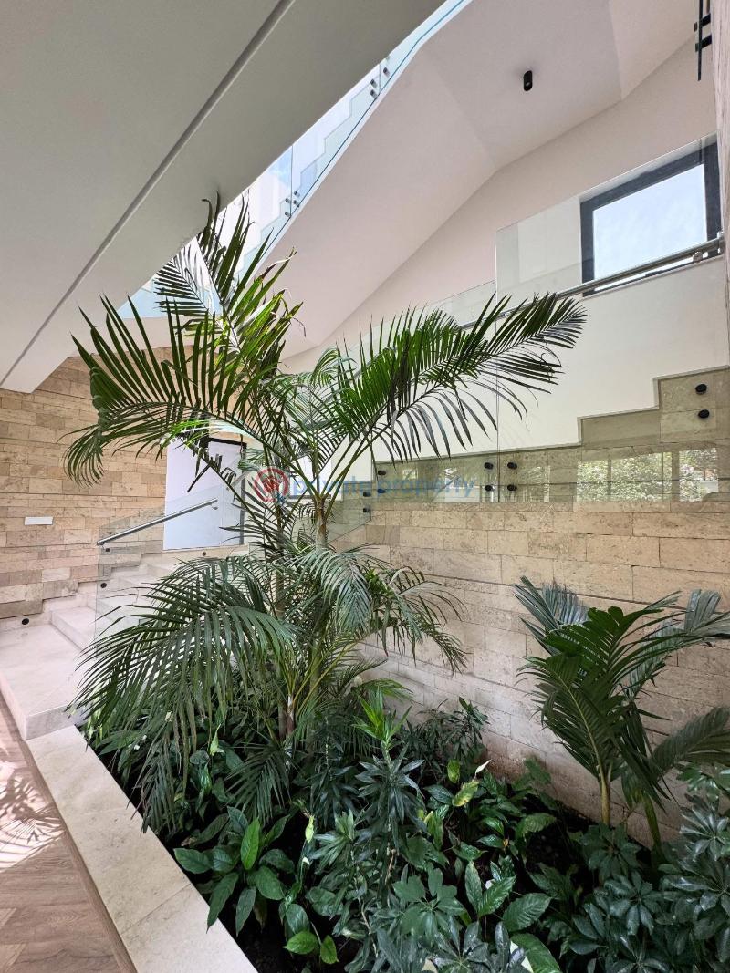 5 bedroom Townhouse For Sale westlands Nairobi - 4