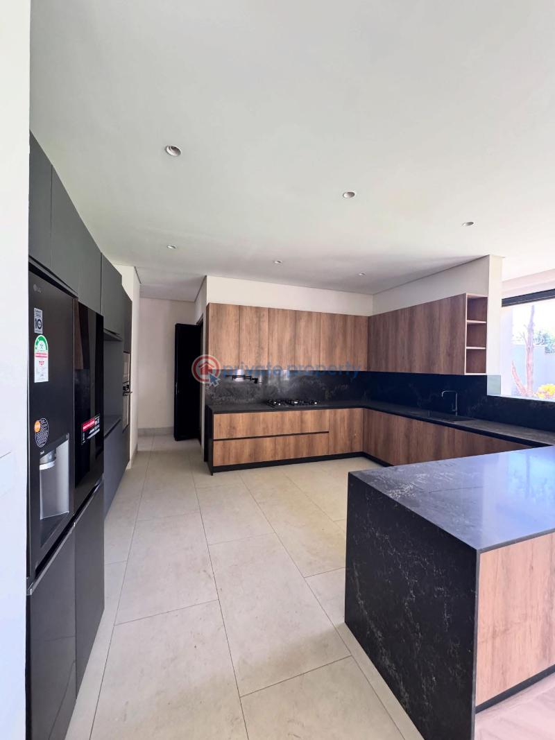 5 bedroom Townhouse For Sale westlands Nairobi - 5