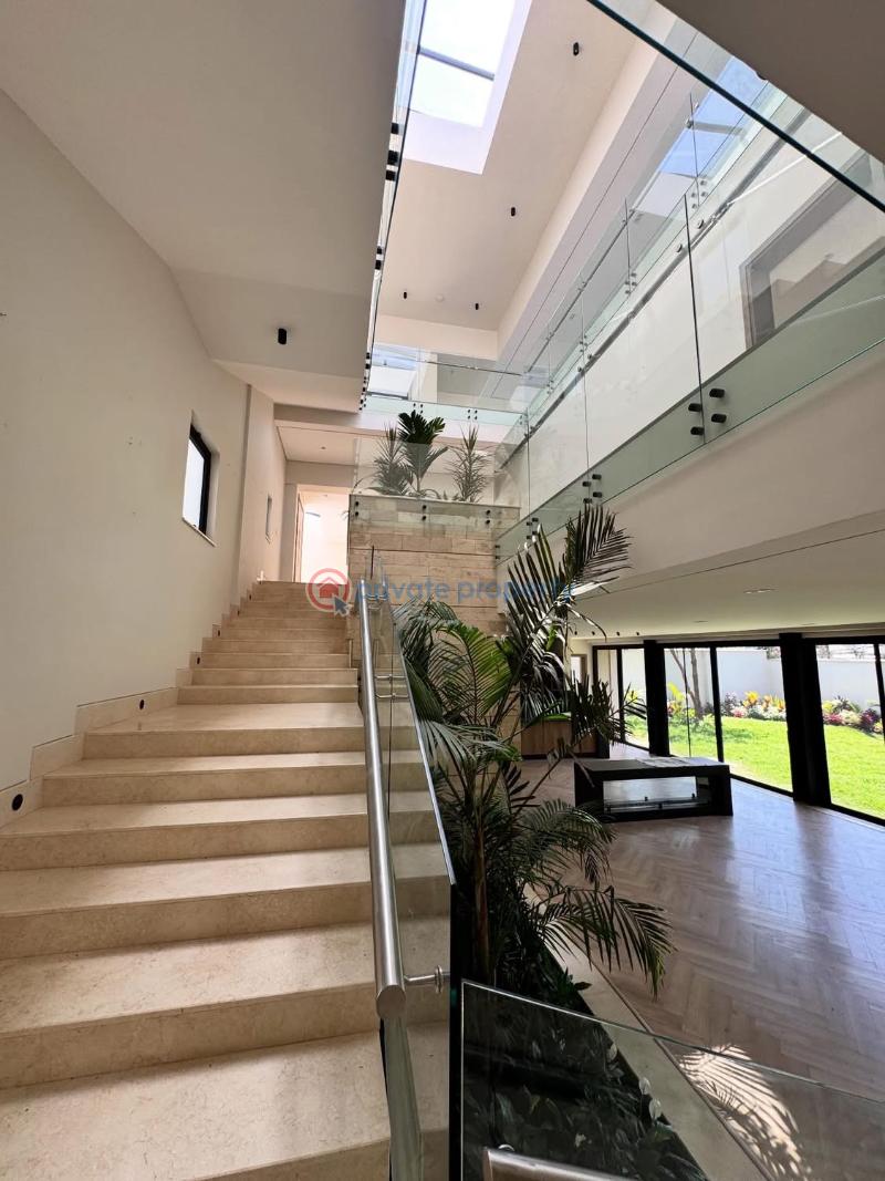 5 bedroom Townhouse For Sale westlands Nairobi - 10