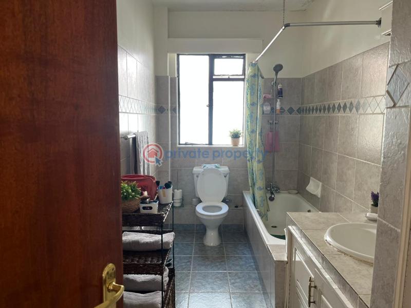 3 bedroom Apartment For Sale Dennis Pritt Road Kilimani Off Oloitoktok Road Kileleshwa Nairobi - 3