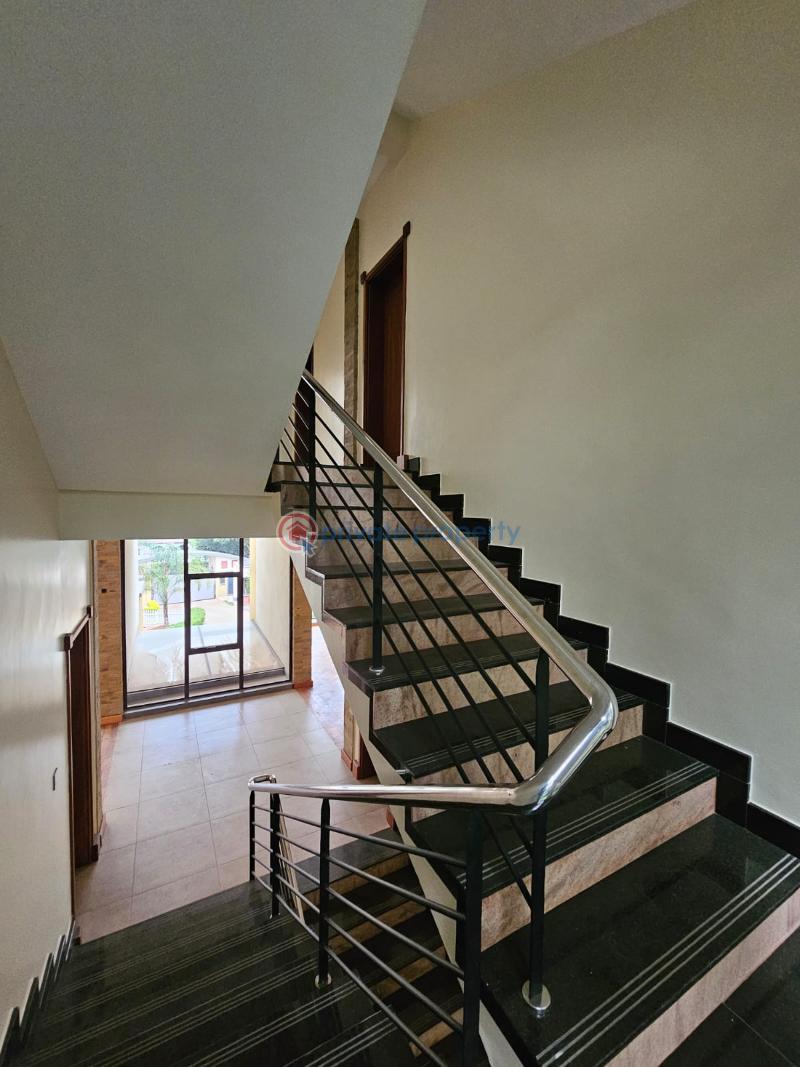 5 bedroom House For Sale Lavington Nairobi - 1