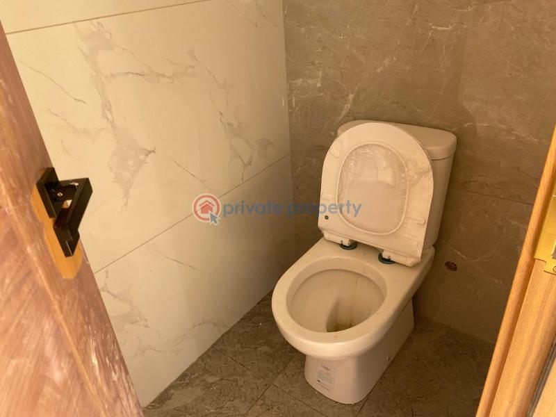 6 bedroom House For Rent Lavington Nairobi - 2