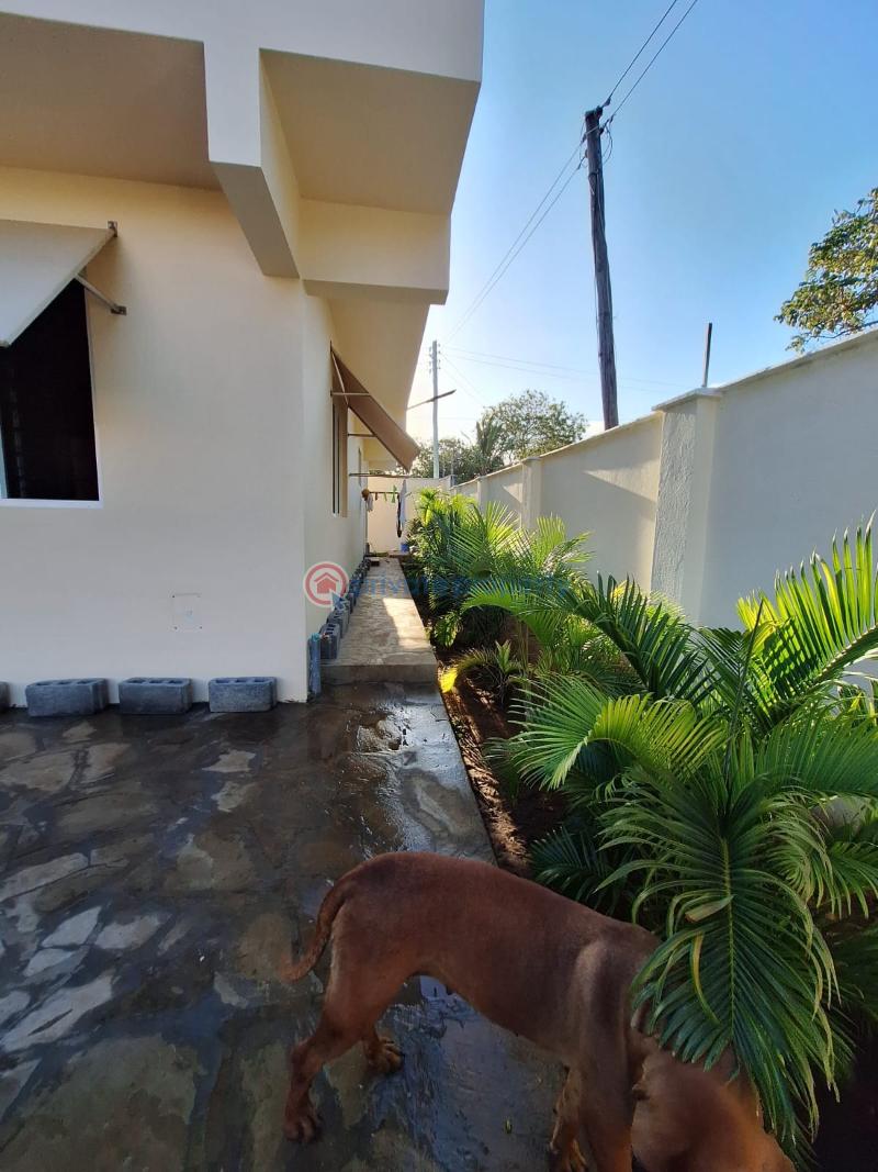 4 bedroom House For Sale Diani Beach Ukunda Kwale - 1