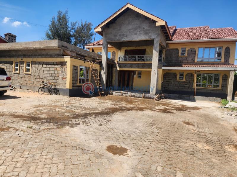 5 bedroom House For Sale Thome. Garden Estate Nairobi Central  - 3