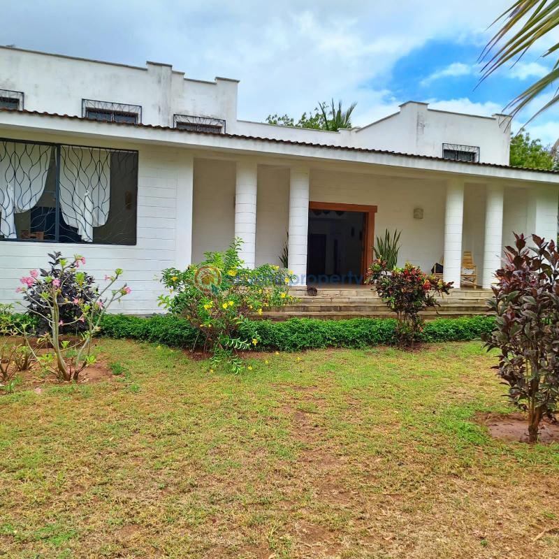 6 bedroom House For Sale Bofa Road Sokoni Kilifi - 3