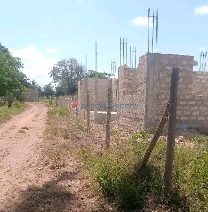 Mixed use Land For Sale Majaoni Secondary Rozy Area Tezo Kilifi - 1