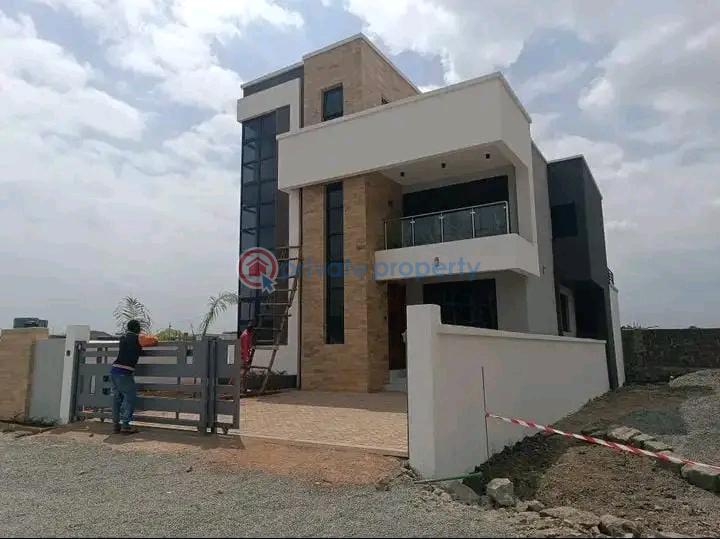 2 bedroom Apartment For Sale Kilimani Nairobi - 0