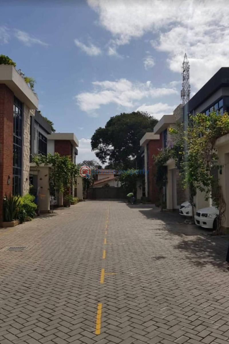 5 bedroom House For Rent Simba Road Near Nyali Police Mombasa - 2
