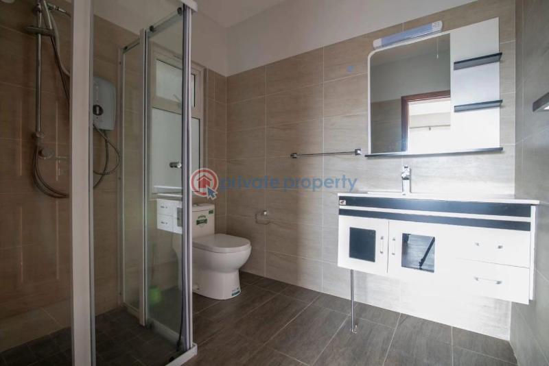 2 bedroom Apartment For Rent Near Kileleshwa Police Station. Nairobi - 8