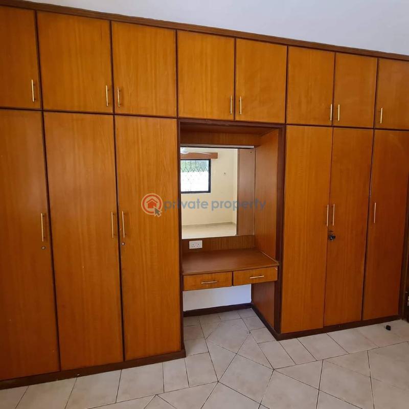 3 bedroom Apartment For Rent Moyne Drive Nyali Mombasa - 3