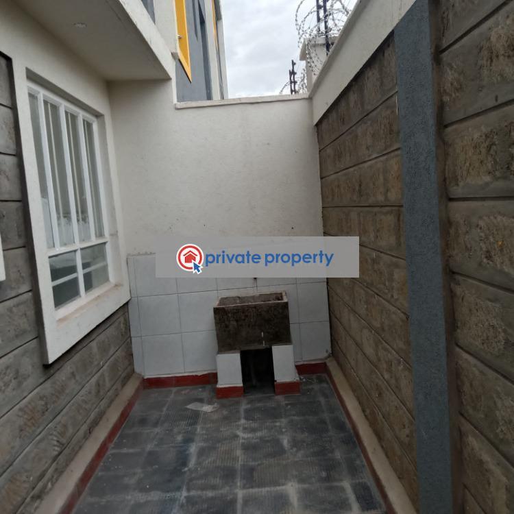 4 bedroom House For Sale &nbsp;200meters From Tarmac Rd Kikuyu Kiambu - 23