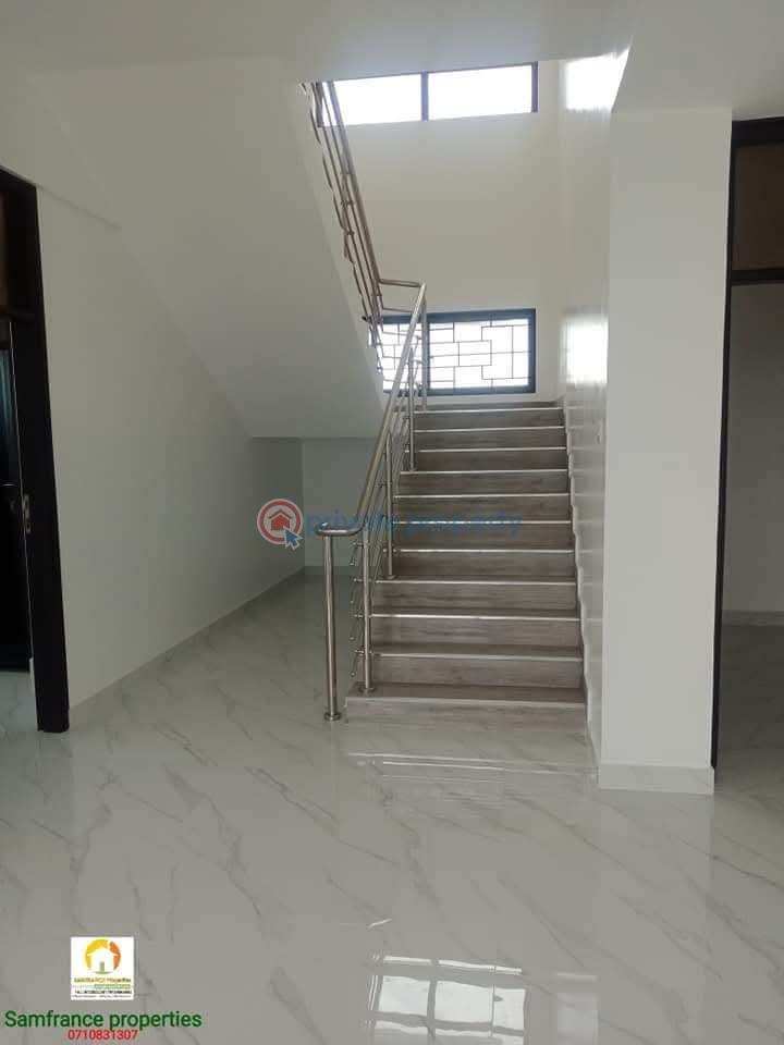 4 bedroom Apartment For Sale Parklane Near Nyali Police Mombasa - 4