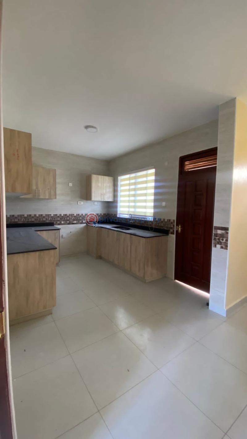 3 bedroom House For Sale Rozy Area Tezo Kilifi - 4