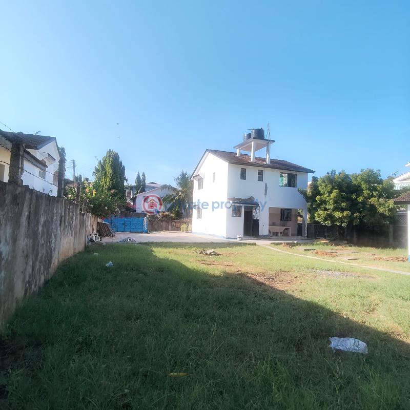 3 bedroom Semi detached Duplex For Rent Shanzu Water Shanzu Mombasa - 3