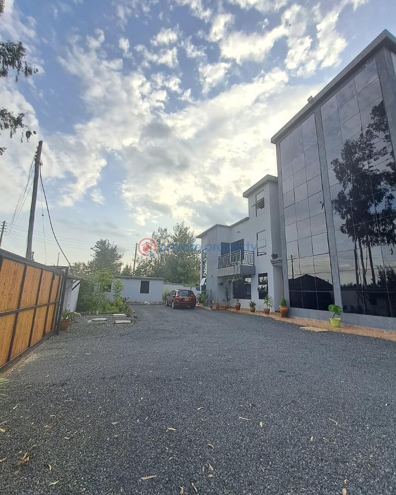 5 bedroom House For Sale Nairobi Karen  - 17
