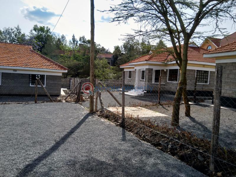 3 bedroom House For Sale 500 Meters From The Tarmac Road Ongata Rongai Kajiado - 2