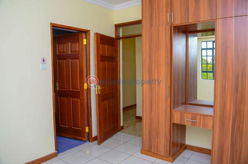 4 bedroom House For Sale 400 Meters From The Tarmac Road Rongai Ongata Rongai Kajiado - 3