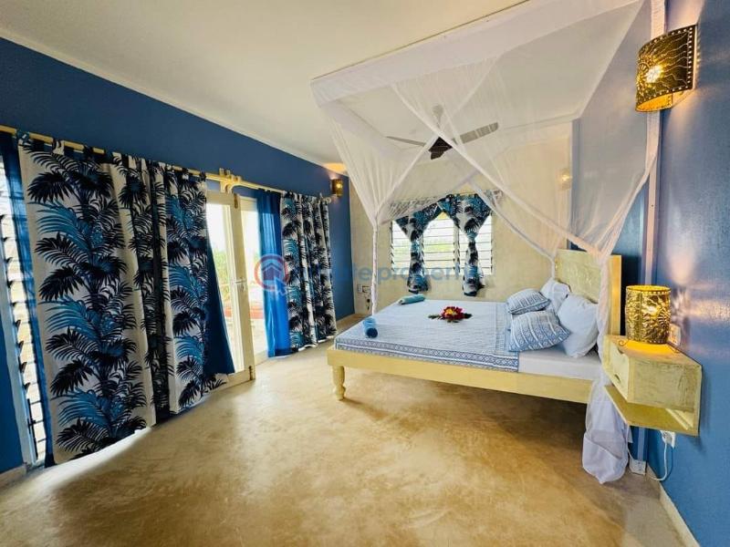8 bedroom House For Sale Ocean Front Watamu Kilifi - 15
