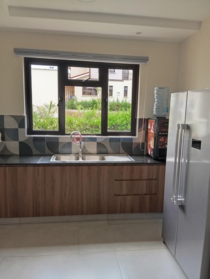 4 bedroom Townhouse For Sale Mombasa Road. Machakos Central  - 1