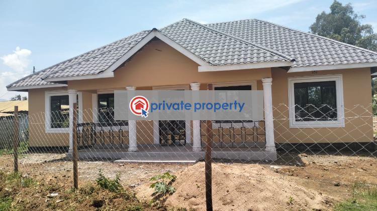 3 bedroom Detached Bungalow For Sale &nbsp;nyamasaria Central Kisumu  - 1