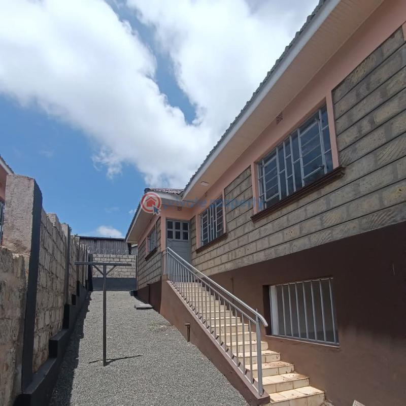 3 bedroom House For Sale 600 Meters From The Tarmac Road Ngong Kajiado - 3
