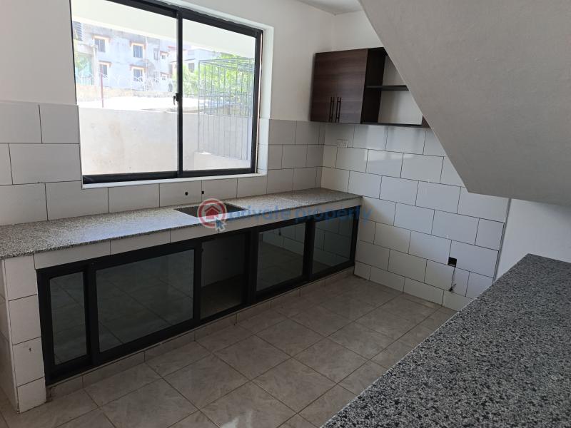 4 bedroom Townhouse For Sale Off Links Road Nyali Mombasa - 3