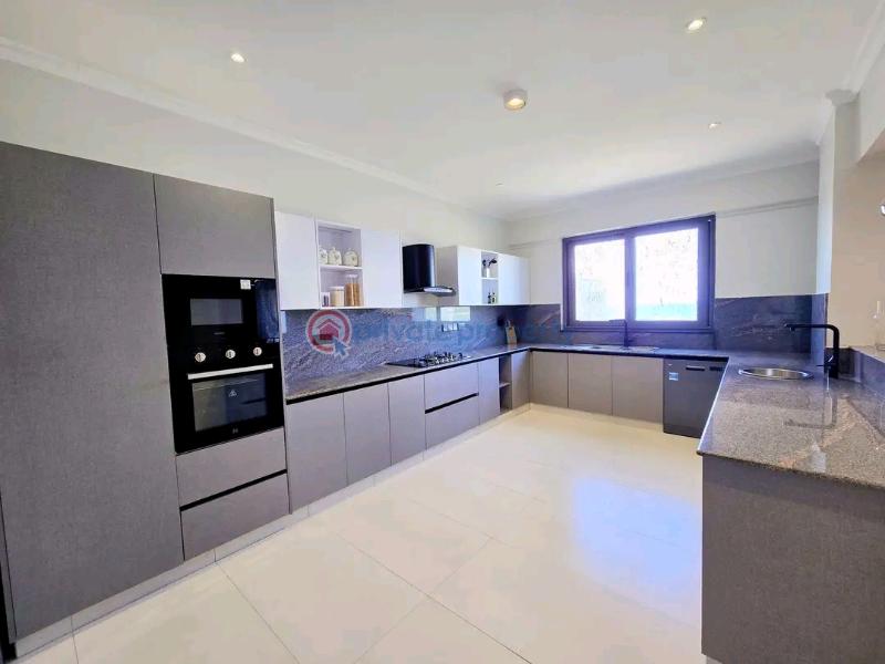 3 bedroom Apartment For Sale Cement Road Nyali Mombasa - 1