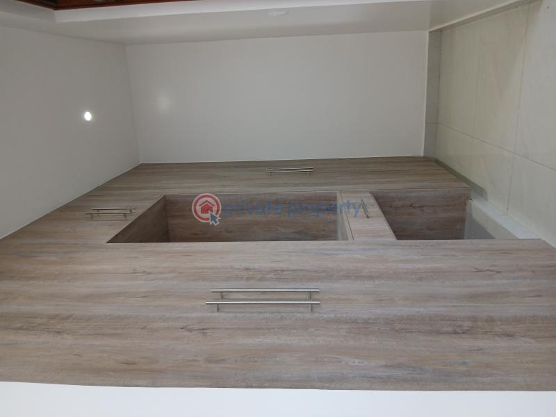4 bedroom Apartment For Rent Mkomani Nyali Mombasa  - 11