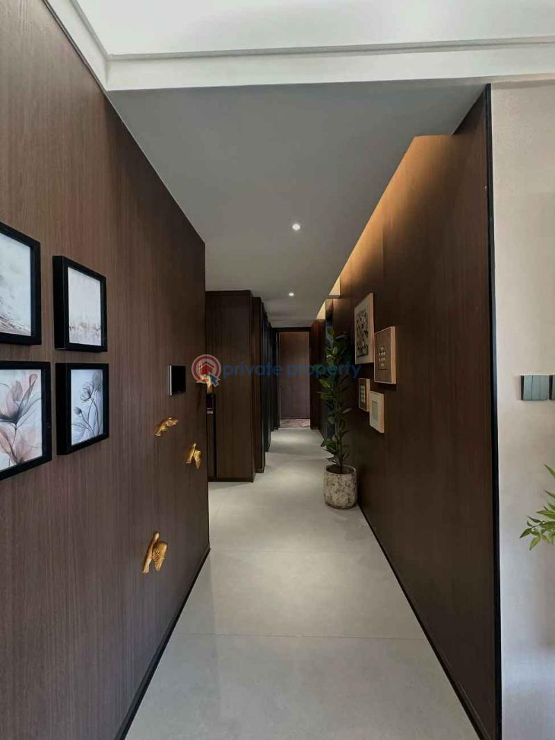3 bedroom Apartment For Sale Argwings Kodhek Road. Kilimani Nairobi - 1