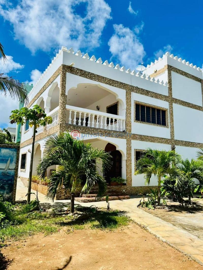 4 bedroom House For Sale Watamu,seven Islands Beach Ocean Front Watamu Kilifi - 0