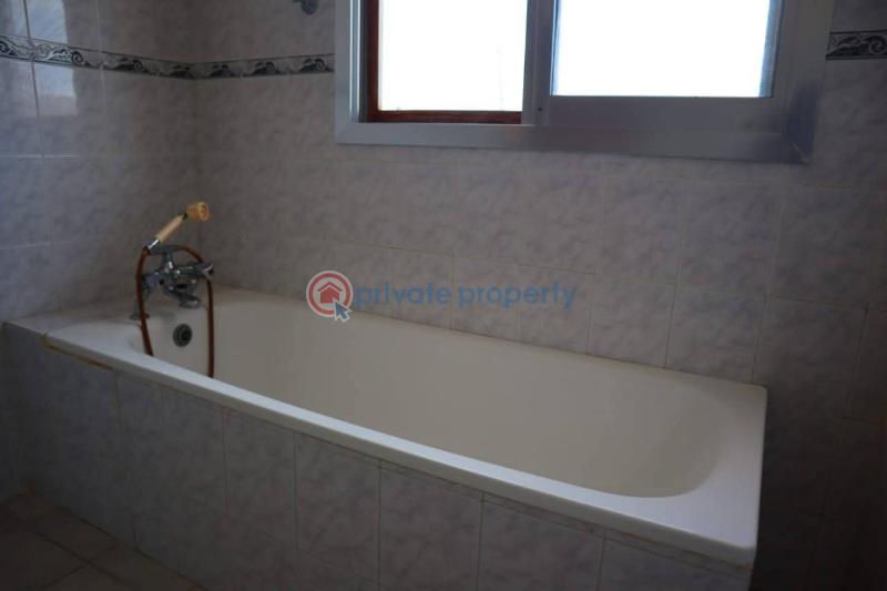 4 bedroom House For Sale Watamu,turtle Bay Beach Hotel Area Watamu Kilifi - 11