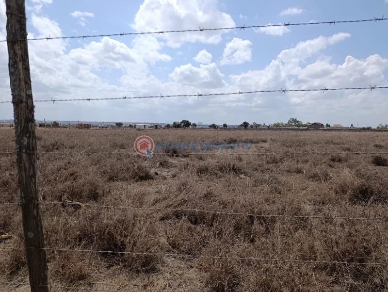 Land For Sale Kitengela Airbase Nairobi - 0