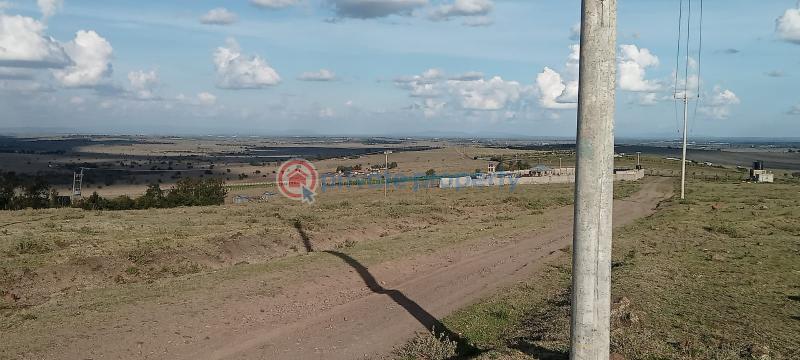 Land For Sale Isinya, Kiserian Road Kaputiei North Kajiado - 0