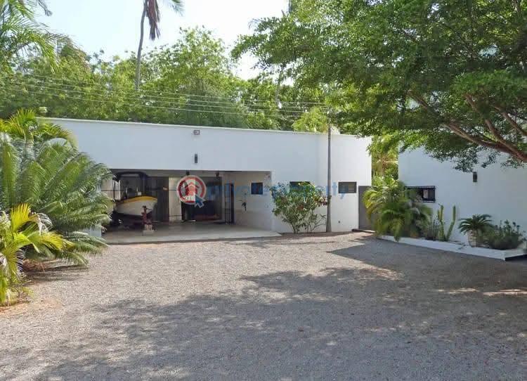 4 bedroom House For Sale Watamu ,garoda Area. Watamu Kilifi - 5
