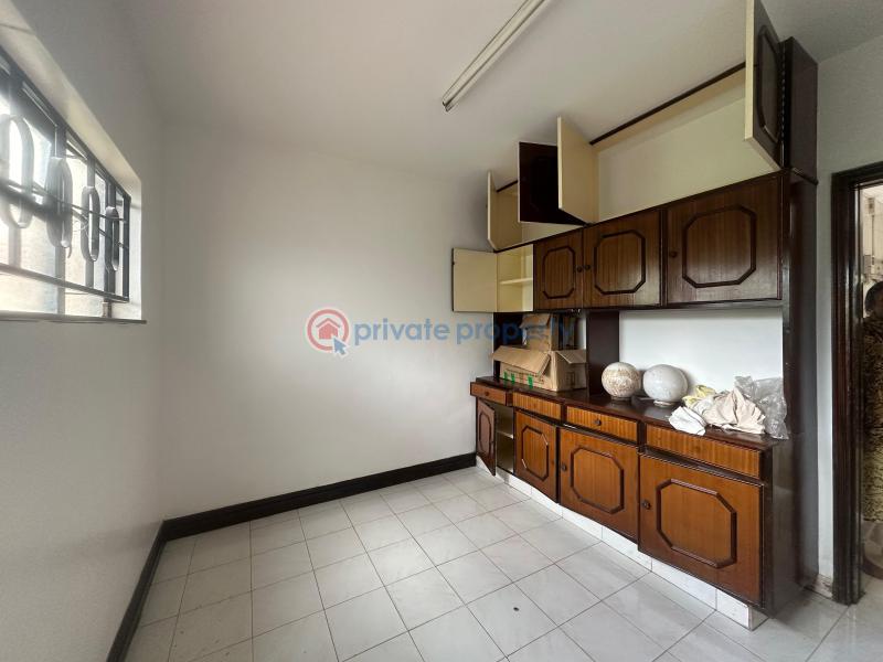 4 bedroom Commercial Property For Rent Off James Gichuru Road Near Lavington Green Shopping Mall. Nairobi - 0