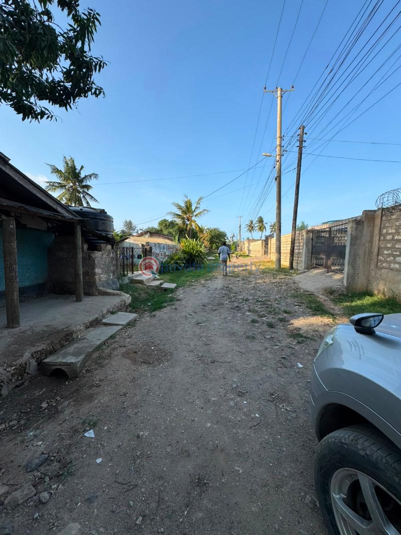 Mixed use Land For Sale Bombolulu Ziwa La Ng'Ombe Mombasa - 5