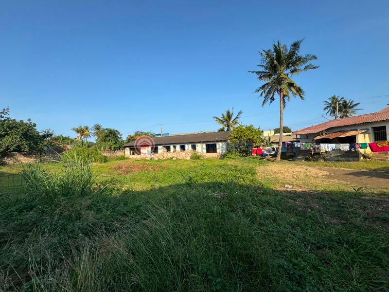 Mixed use Land For Sale Bombolulu Ziwa La Ng'Ombe Mombasa - 2