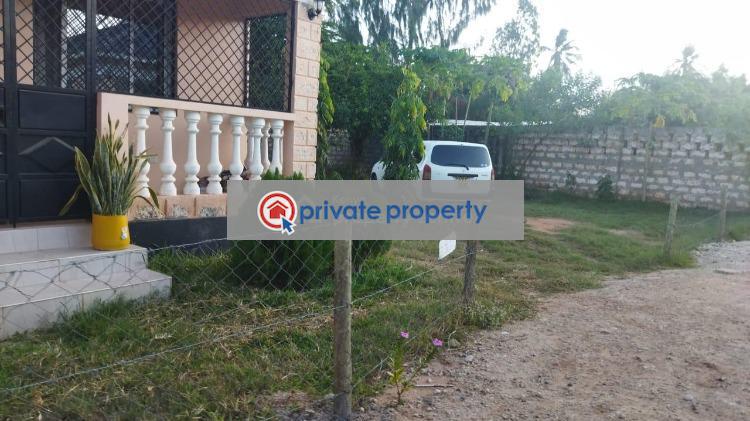 2 bedroom Detached Bungalow For Sale &nbsp;tezo Rozy Estate Kilifi Tezo  - 6