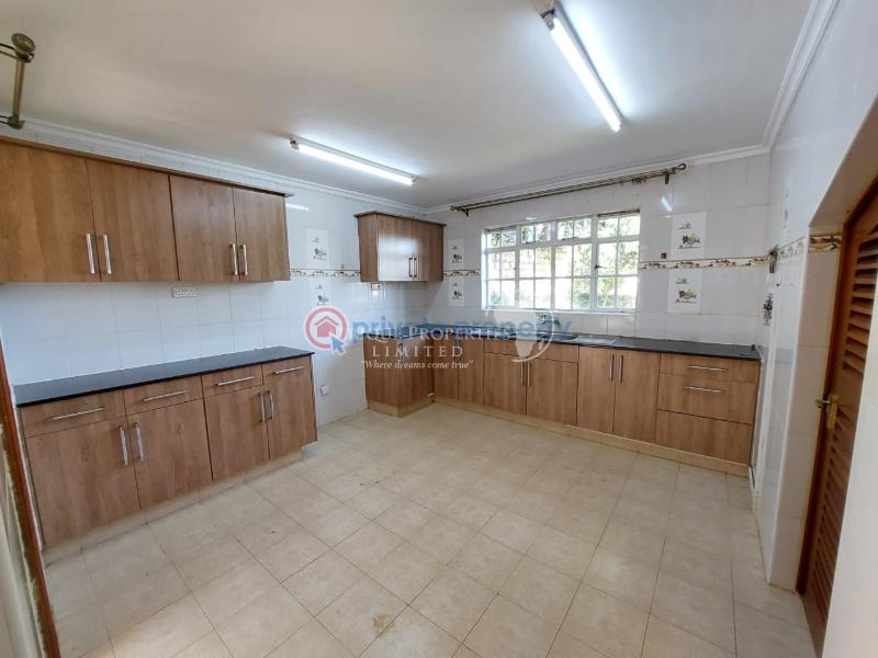 4 bedroom Townhouse For Rent Runda | 4 Bedroom All Ensuite Villa + Dsq Runda Estate Westlands Nairobi - 2