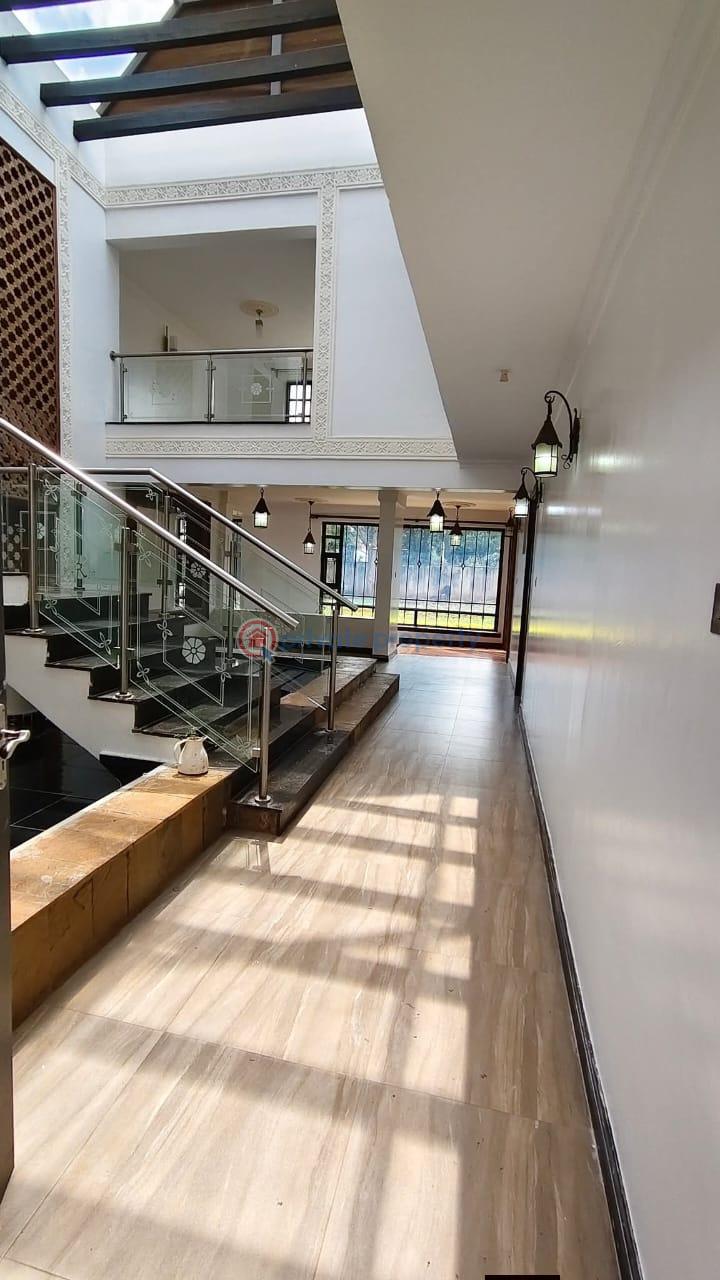 6 bedroom House For Rent Runda Westlands Nairobi - 1