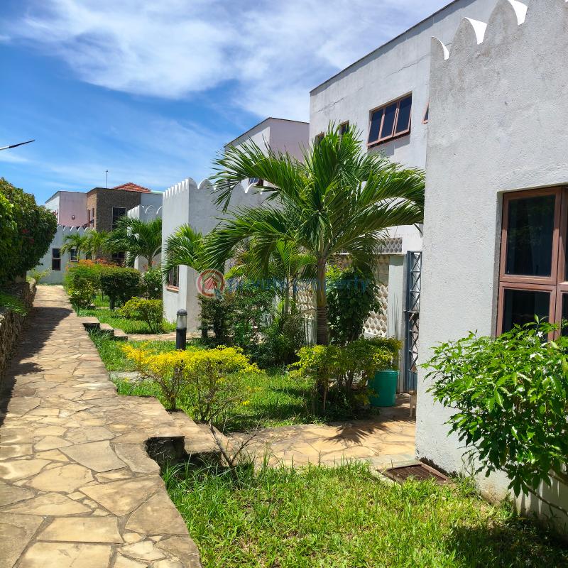 3 bedroom Townhouse For Rent Sultan Palace Kikambala Mtwapa Kilifi - 2