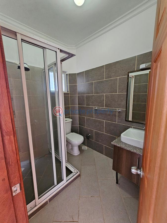 2 bedroom Apartment For Rent Kilimani Nairobi - 5