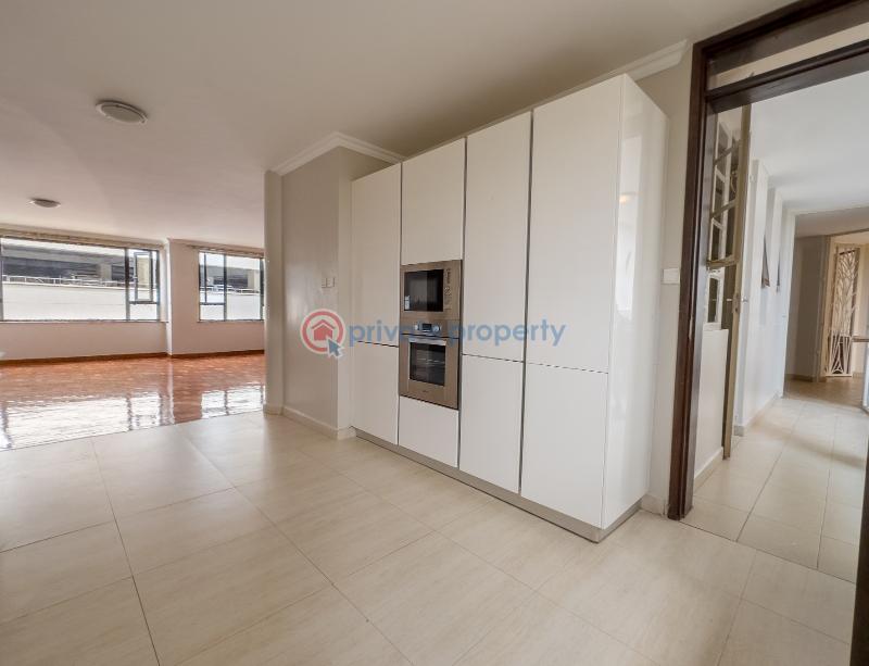 3 bedroom Apartment For Rent westlands. Nairobi - 11