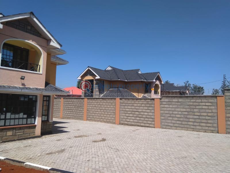 4 bedroom House For Sale Close To The Tarmac Road Ongata Rongai Kajiado - 8