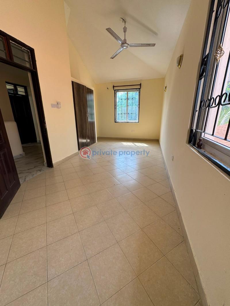 4 bedroom House For Sale Utange near Braeburn International School Bamburi Mombasa - 8