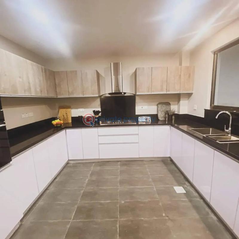4 bedroom Apartment For Sale Kileleshwa Nairobi - 3