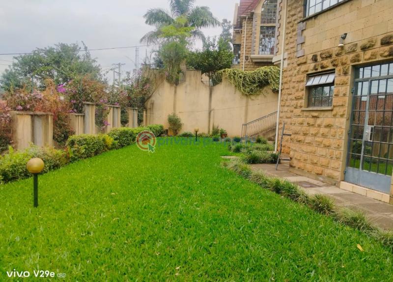 5 bedroom Townhouse For Sale Lavington Nairobi - 5