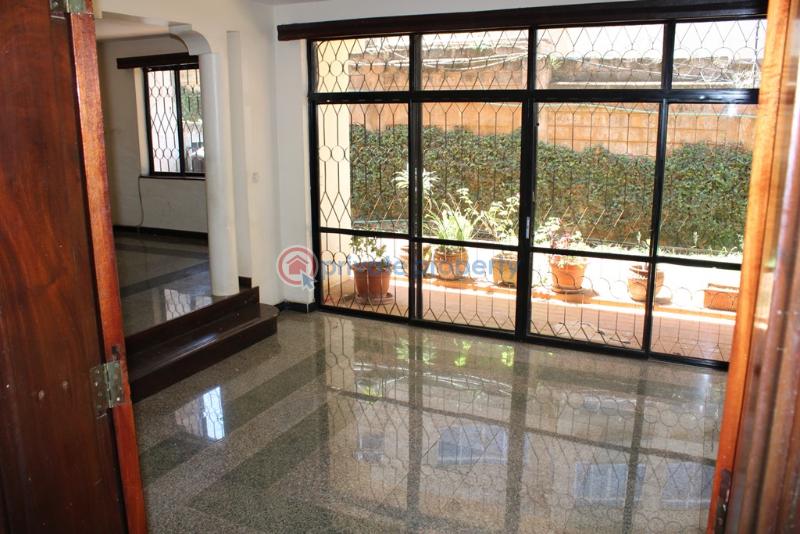 5 bedroom Townhouse For Rent Brookside Westlands Nairobi - 4